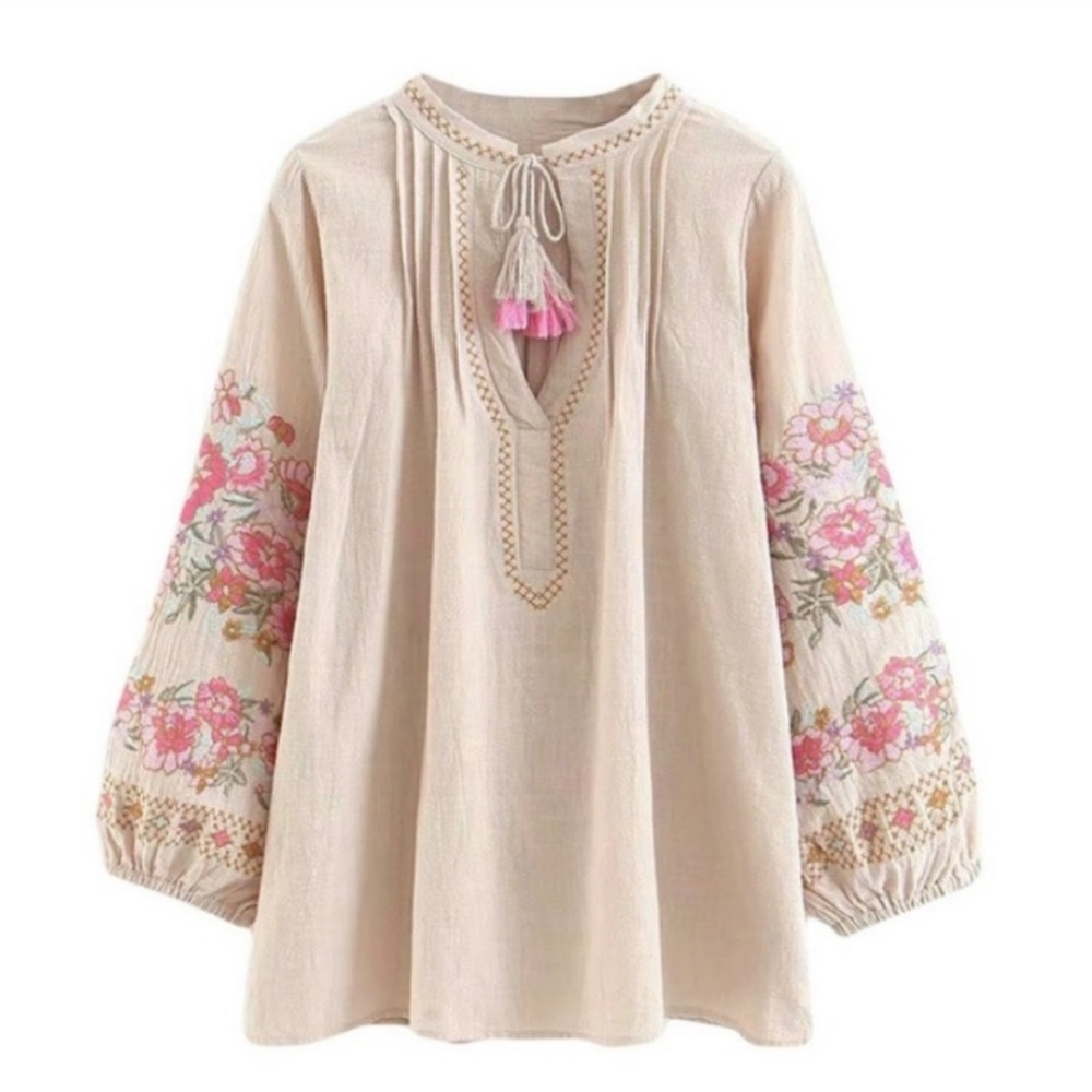 Gorgeous Boho Embroidered Sleeve Blouse - Picture 4 of 7
